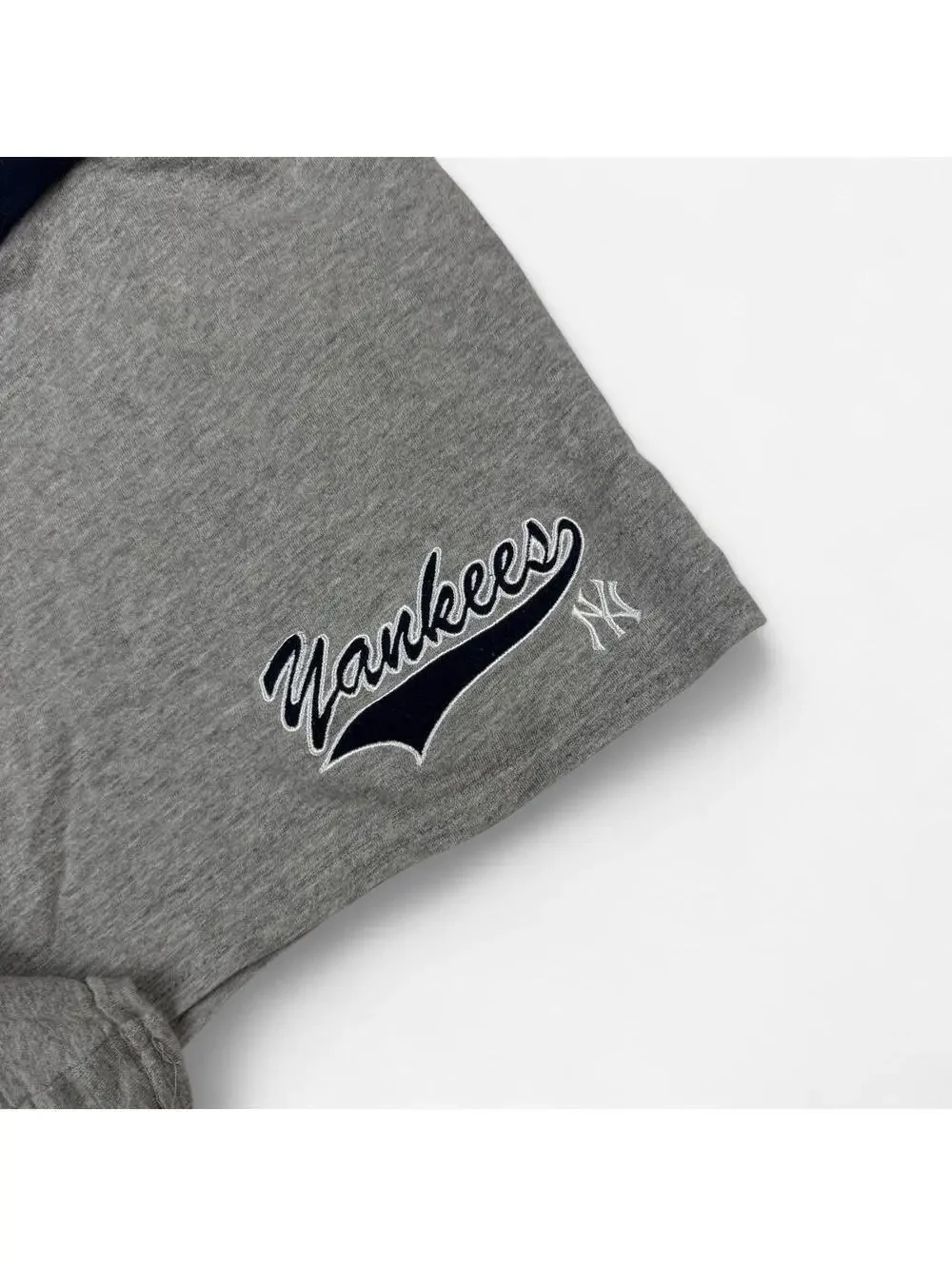 Vintage Y2K New York Yankees Grey Booty Shorts Size L